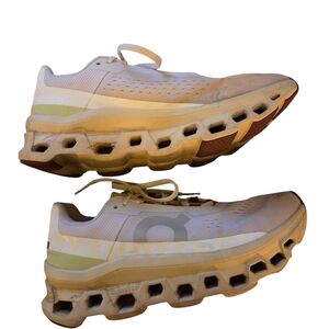 ON Women's White/Citron Athletic Shoes